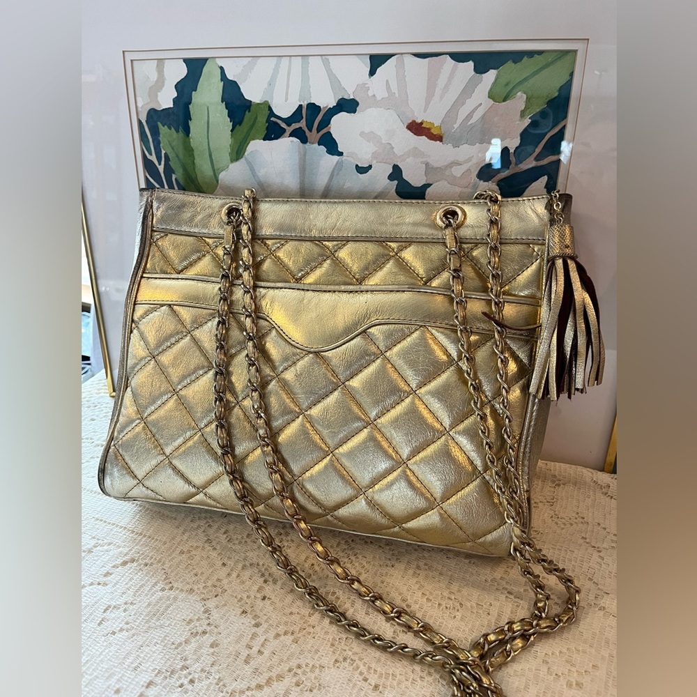 Vintage Gold Tone Quilted Shoulder Bag
